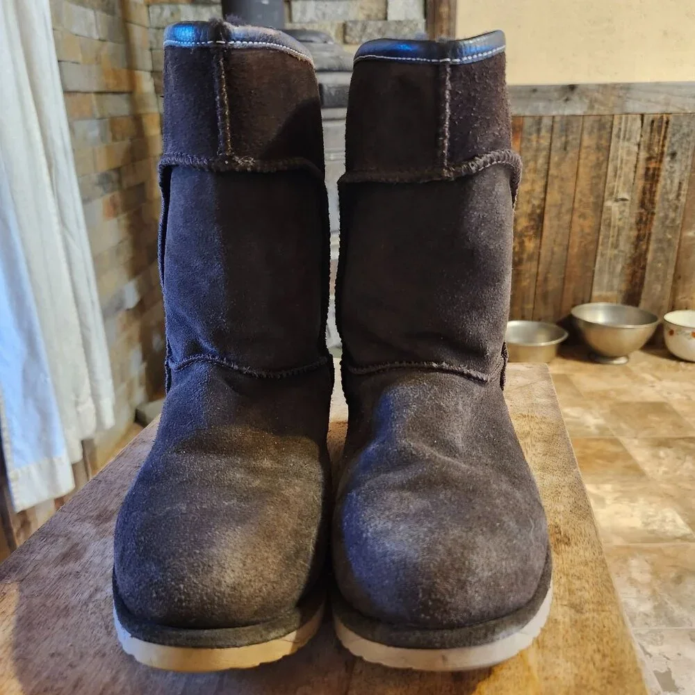 EMU Australia Womens 8 Charlotte Boots Chocolate Brown Sheepskin Lace Back Boots - Picture 2 of 12